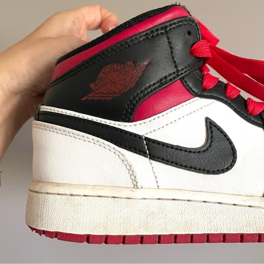 🛑 Air Jordan 1 Mid GS White / Gym Red / Black Sneakers - 6-6.5US (2023) - Picture 6 of 12